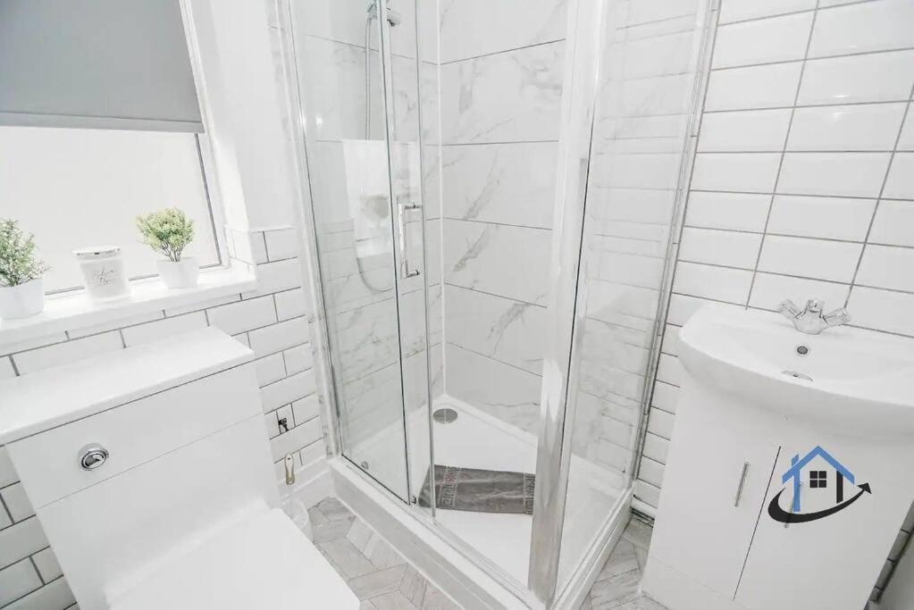 فيلا Balby Casa Nr Doncaster Racecourse King Beds Street Parking المظهر الخارجي الصورة
